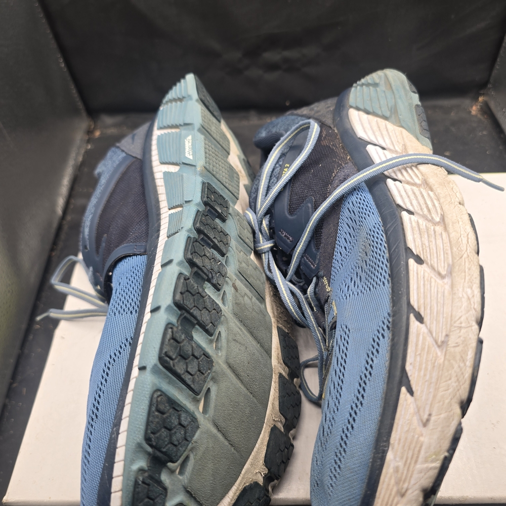 Hoka One One Gaviota 2 in Navy and Light Blue - Picture 7 of 9